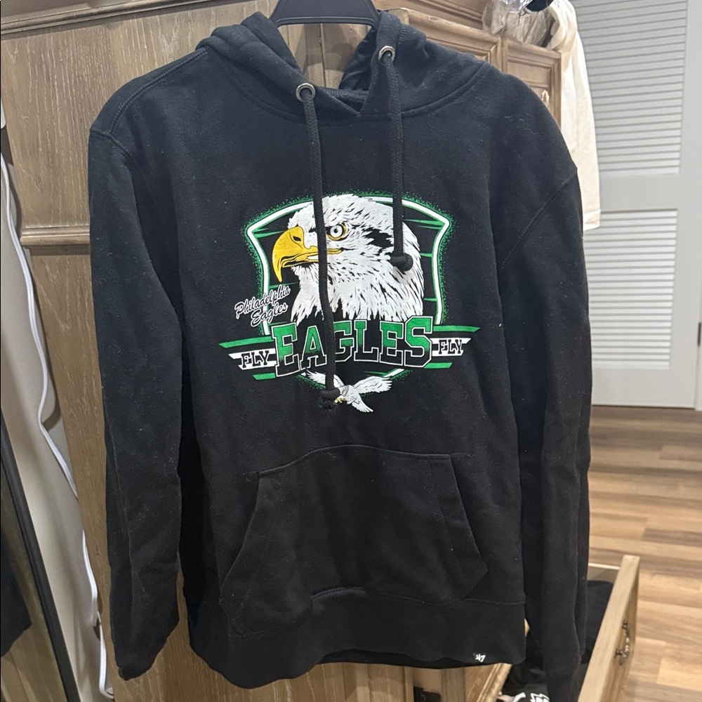 Philadelphia eagles - fly eagles fly hoodie ‘47 brand - mens medium